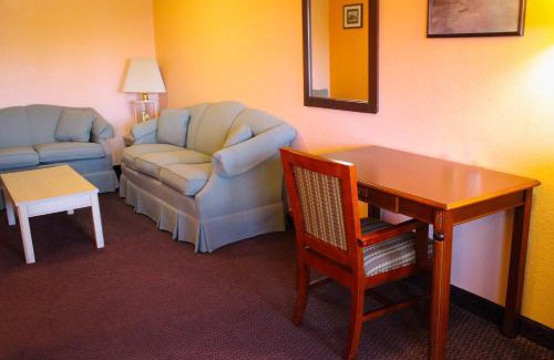 Hawthorne Hotel | Discover Hawthorne's Best Inn: Pet-Friendly & Family Ready