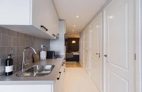 Scheveningen Apartment | Discover Haya Seaview - Family-Friendly 4-Star Retreat