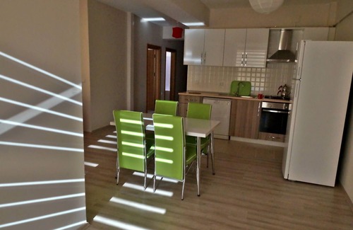 Erzincan Apartment | Budget-Friendly Stay at Hayat Home Suite with Great Amenities