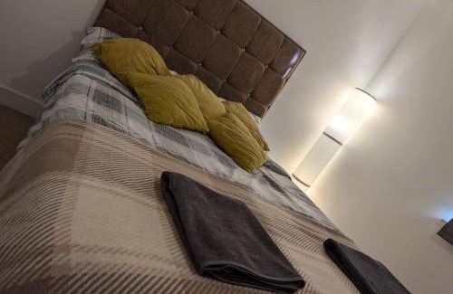 Bletchley House | Hayfordians Place