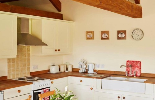 Lofthouse Apartment | Relaxing Retreat: Hayloft @ Dallow Hall Barns with Pool & Spa
