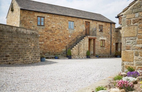 Lofthouse Apartment | Relaxing Retreat: Hayloft @ Dallow Hall Barns with Pool & Spa
