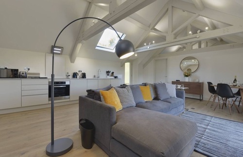 Talaton Cottage | Family-Friendly Getaway at Hayloft in Talaton