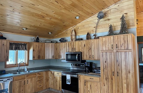 Hayward Cabin | Explore Hayward, WI: Fish the Famous Chippewa Flowage!