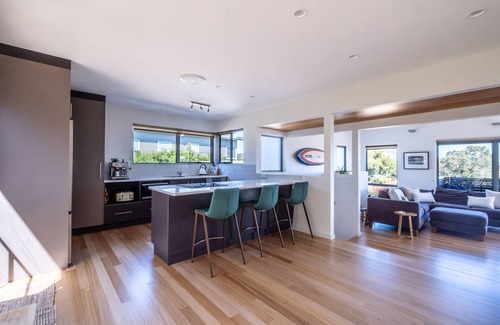 Coles Bay House | Escape to Hazards - Ocean View Family-Friendly Getaway