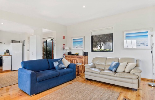 Coles Bay House | Waterfront Oasis with Ocean Views and Cozy Fireplace