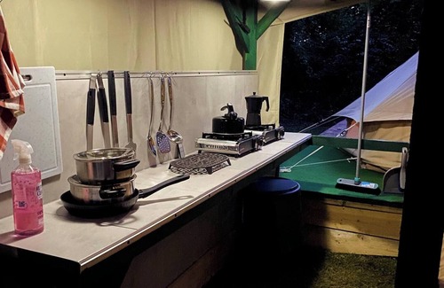 Moncrabeau RV Rental | Indulge at Hazel Belle: Adults-Only Retreat with Lake Access
