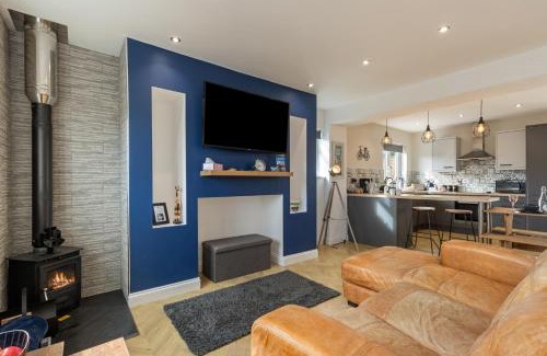 Tenby House | Discover Hazel Cottage: 4-Star Retreat with Hot Tub & Pets