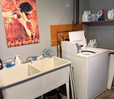 Snohomish Apartment | Perfectly Located Hazel's Hideaway: Guest Rated 9.8/10