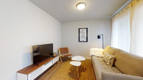 Snohomish Apartment | Perfectly Located Hazel's Hideaway: Guest Rated 9.8/10