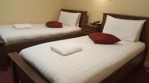 City Centre Dublin House | Family-Friendly Retreat at Hazelbrook House B&B