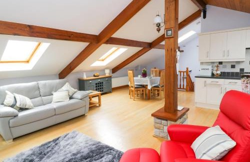 Ingleton House | Hazelwood Cottage: Guest Rated 9.7/10 for Your Stay