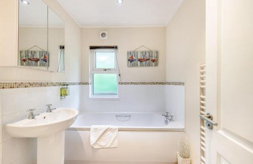 Narberth House | Perfectly Rated HB Hornbeam Lodge for Your Next Escape