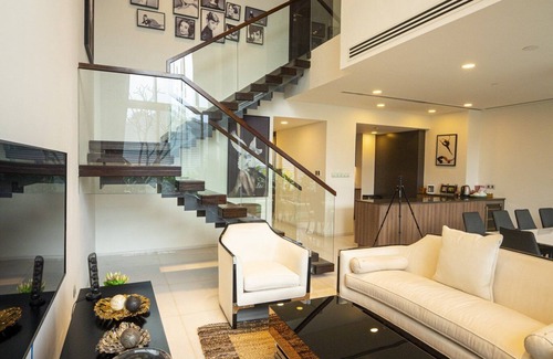 District 3 Apartment | Experience Serenity Sky Villas: Prime Location & Amenities