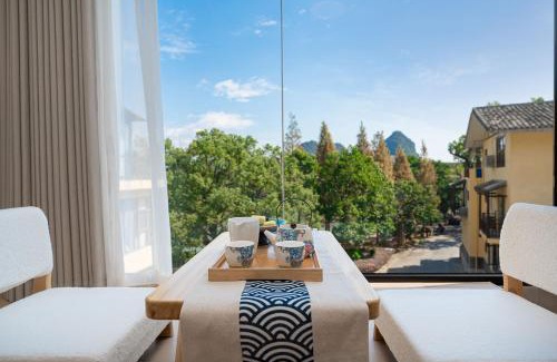 Xiufeng Hotel | Escape to Guilin Mountain & Garden Retreat with Ocean Views