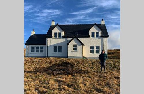 Caroy House | Pet-Friendly Oceanview Retreat at Head In The Skye Cottage