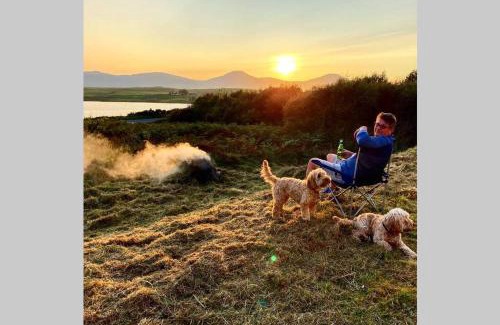 Caroy House | Pet-Friendly Oceanview Retreat at Head In The Skye Cottage