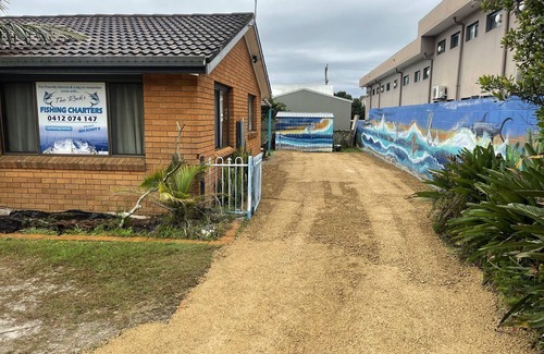 South West Rocks House | Cozy Retreat with Plenty of Beds in the Heart of Town