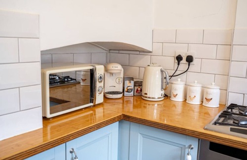 Chester House | Historic 2-Bed Retreat Near Amenities with Garden Access