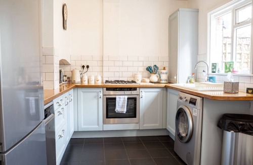 Chester House | Historic 2-Bed Retreat Near Amenities with Garden Access