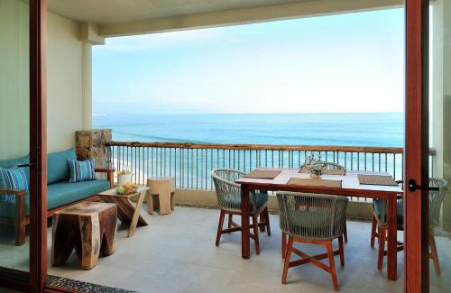 San Jose del Cabo Apartment | Beachfront Condo with Breathtaking Views & High Ratings