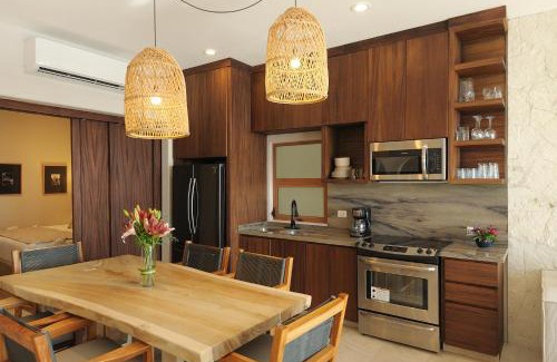 San Jose del Cabo Apartment | Beachfront Condo with Breathtaking Views & High Ratings