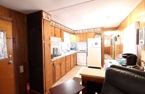 Higden House | Discover Hearnes Hidey Hole at Greers Ferry Lake