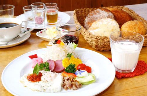 Tsurui House | Heart'n Tree: Pet-Friendly Haven with Top Guest Ratings