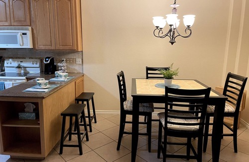 Boerne House | Ideally Located Near Main St & Cibolo Creek with Breakfast