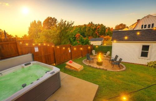 Springfield House | Whiskey Business: Hot Tub, BBQ Grill & Family Fun Awaits