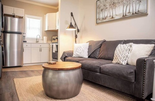 Montgomery Apartment | Pet-Friendly Studio in Downtown Montgomery - Guest Rated 10/10