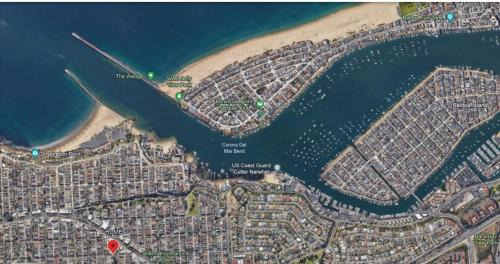 Corona del Mar House | Beautiful 2 Bed Gem in Corona Del Mar with Huge Patio