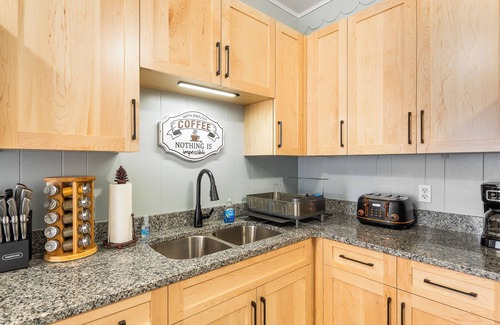 Colebrook Apartment | Convenient Downtown Colebrook Hotel with ATV/Snowmobile Access