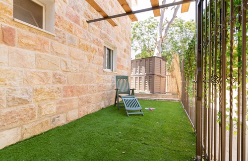 Mamilla Apartment | Family-Friendly Retreat in the Heart of Geula T3