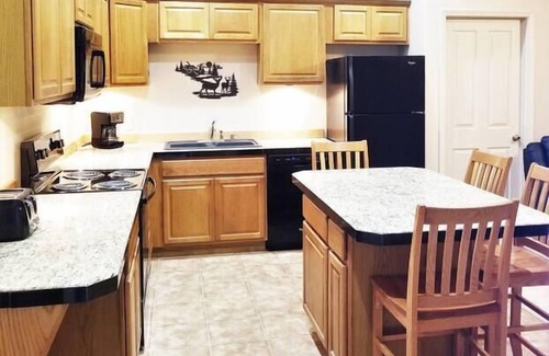 Joseph Condo | Cozy Retreat in the Heart of Joseph – Top-Rated Escape