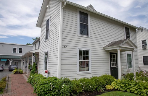 Lenox Apartment | Downtown Lenox Retreat - Family-Friendly with Full Kitchen