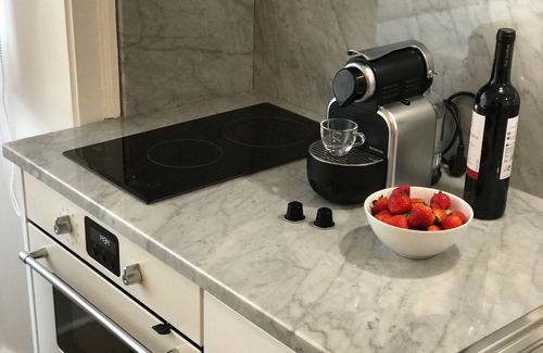 Santo Antonio Apartment | Discover Lisbon: Comfort, Style & Spa Amenities Await