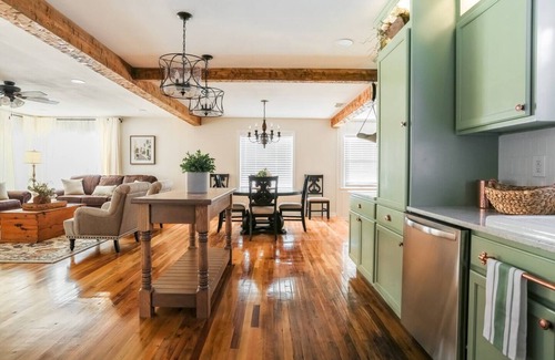 Lubbock House | Perfectly Located Med District Retreat with Family Amenities