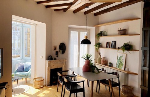 San Sebastian Centro Apartment | Midtown Oasis with 5 Balconies & a 9.5 Guest Rating