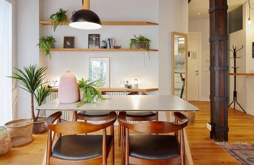 San Sebastian Centro Apartment | Midtown Oasis with 5 Balconies & a 9.5 Guest Rating