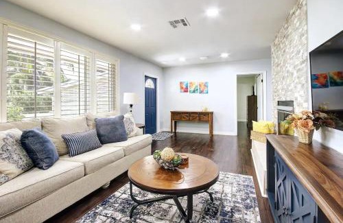 North Palm Beach House | Experience Oceanfront Bliss at Heart of NPB - 4 Stars