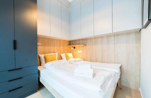 Jezyce Apartment | Heart of Poznań Luxury Apartment by BookingHost