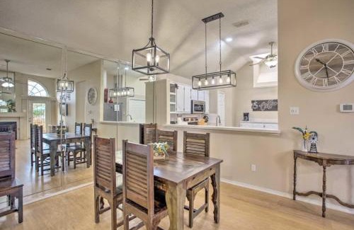 Rowlett House | Heart of Rowlett - 3 BD 2BA Cozy Getaway w Patio