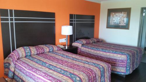 East Oak Hill Hotel | Convenient Heart of Texas Motel for Your Next Getaway