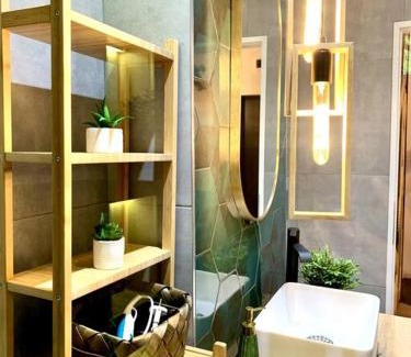 Vitan Apartment | City Center Retreat - Modern Studio with Balcony & Family-Friendly