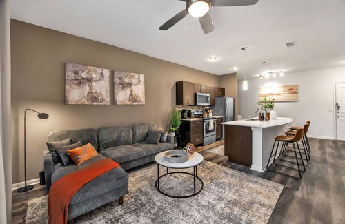 North Burnet Apartment | Unbeatable Location in the Heart of the Domain