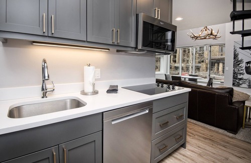 Vail Condo | Prime Location: Heart of Vail Unit13 with Spa & Breakfast