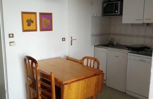Val-Thorens Apartment | Prime Location in Val Thorens with Slope Access & Amenities