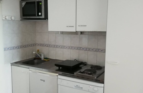 Val-Thorens Apartment | Prime Location in Val Thorens with Slope Access & Amenities