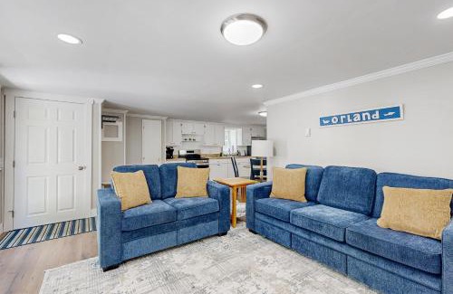Orland Apartment | Tranquil Heart Pond Hideaway Annex for Family Getaways